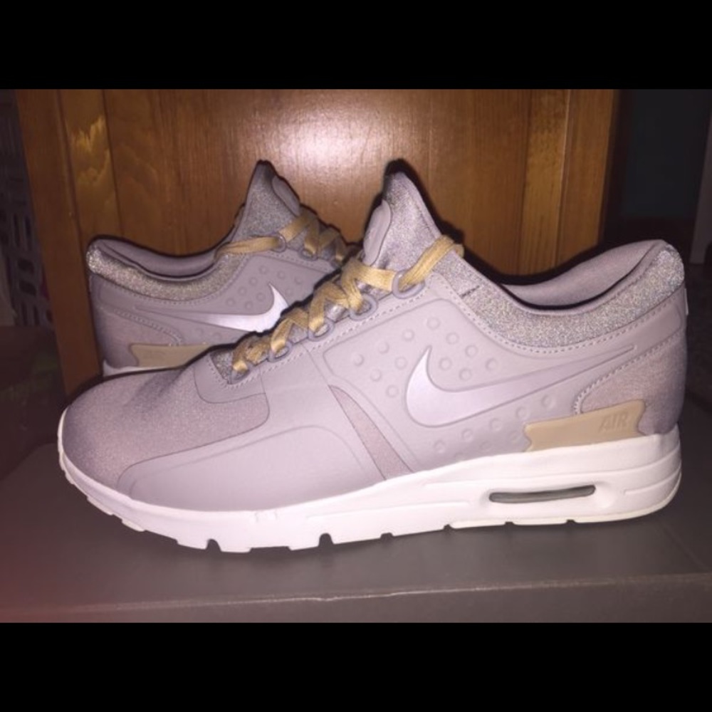 W Air Max Zero